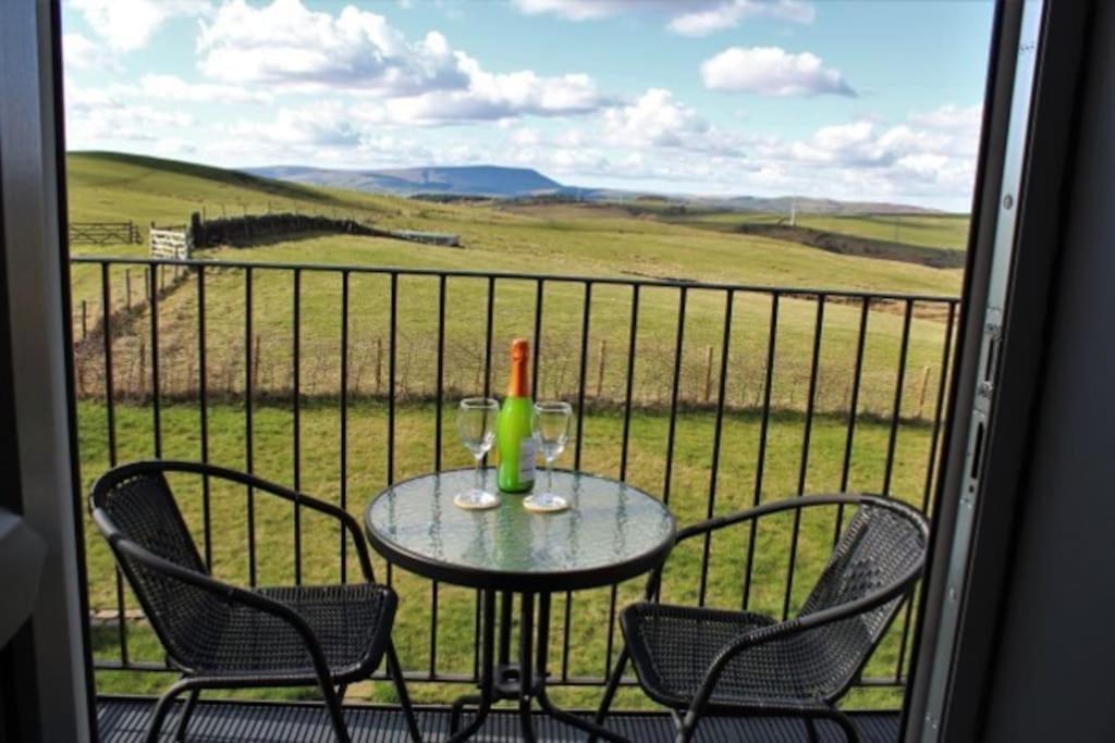 Villa Rita'S Roost, Lancs, Tranquil With Amazing Views Burnley Exterior foto